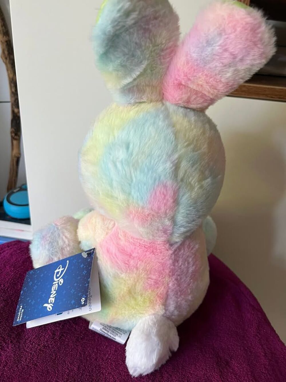 Peluche Neuve avec &eacute;tiquette Stitch de p&acirc;ques Disney, person Jeux / jouets