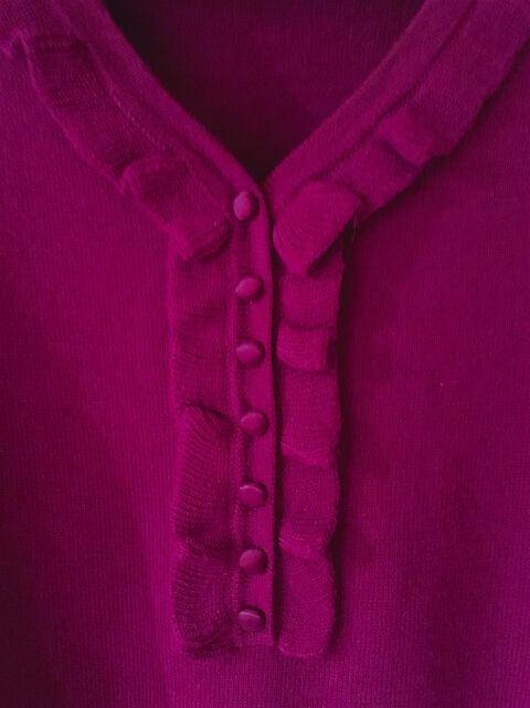 Pull-over  fuchsia 8 Neuilly-sur-Seine (92)