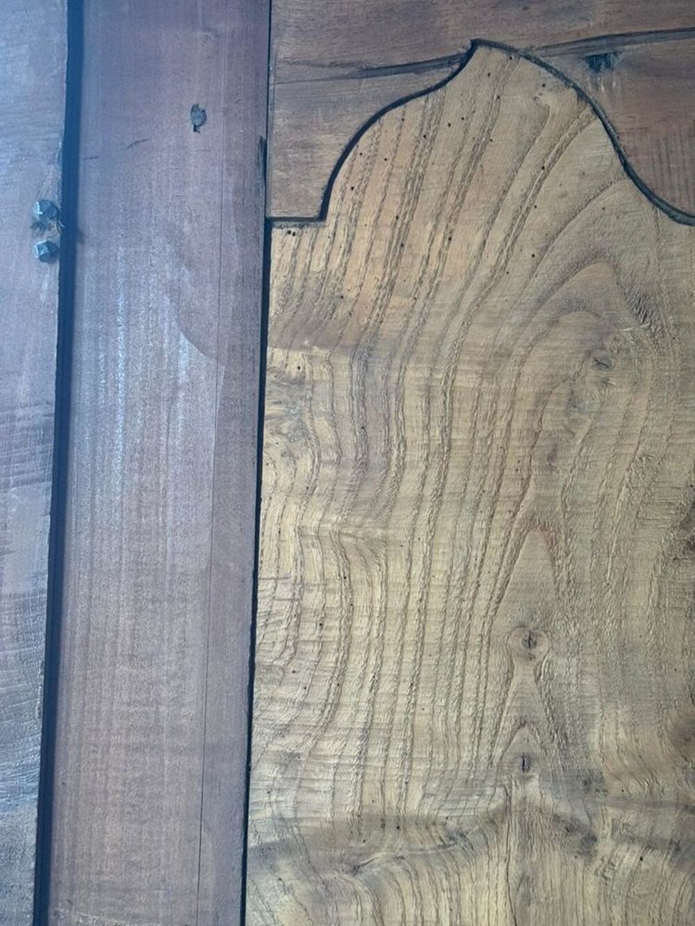 Armoire bressanne Meubles