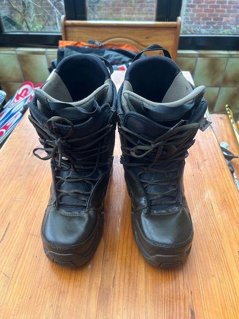 Chaussures de Snowboard Wed'ze pointure 42 15 Ostricourt (59)