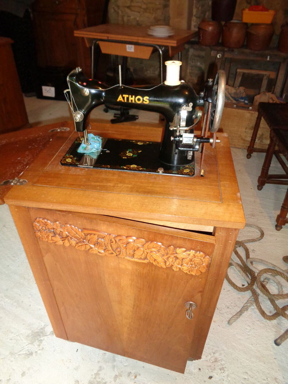 Machine &agrave; coudre ATHOS Meubles