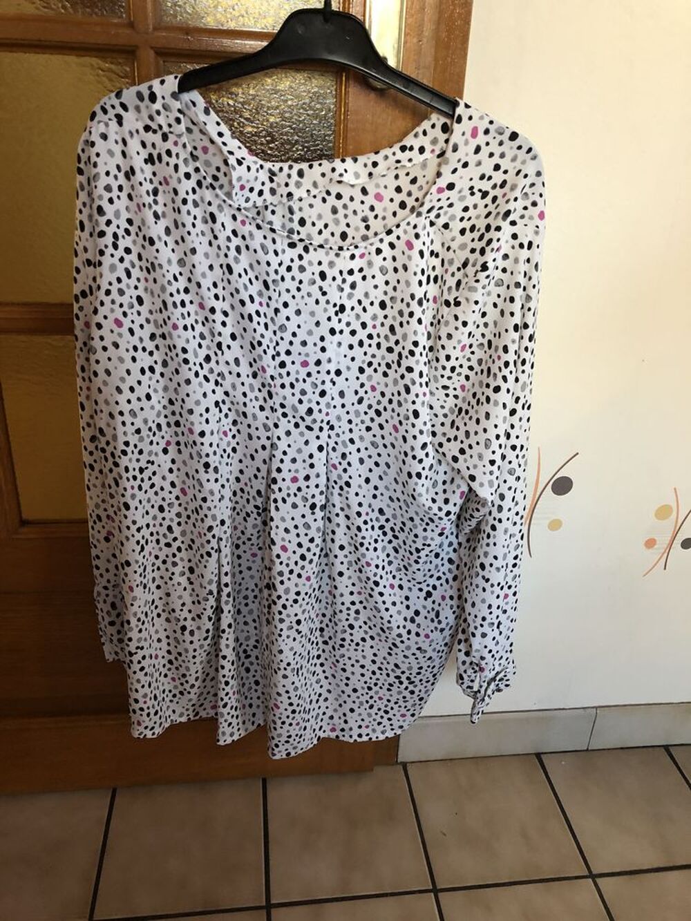 de v&ecirc;tements Allande, Cecil , lmv, armant thiery etc Vêtements