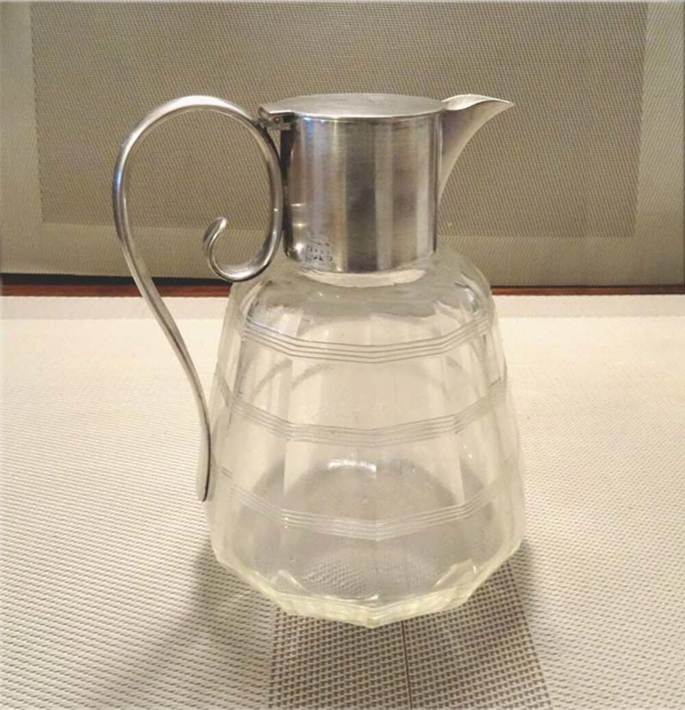 Carafe/pichet/aigui&egrave;re ancienne poin&ccedil;onn&eacute;e cristal TBE 
