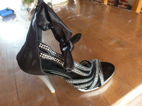 escarpins 25 Saint-Victor-de-Chrtienville (27)