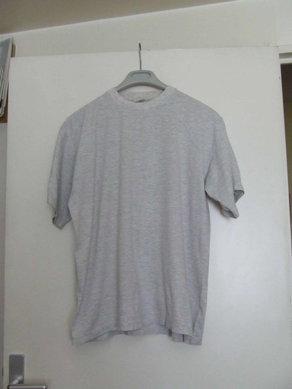Tee-shirt manches, Gris clair, Taille XXL (46 48) TBE Vêtements