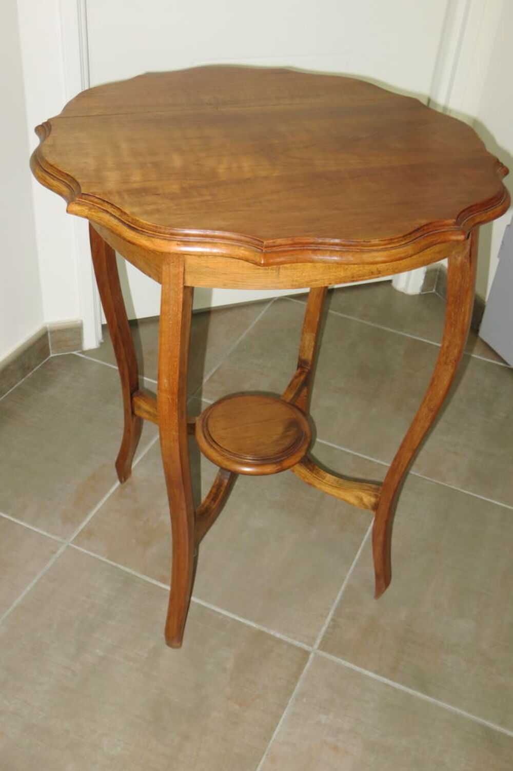 Gu&eacute;ridon ancien bois fruitier Meubles