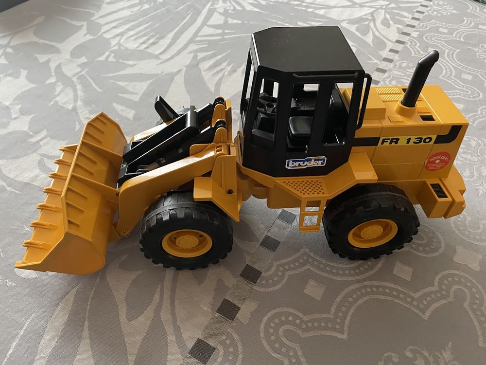 Chargeur Bruder FR 130 (made in Germany) Jeux / jouets