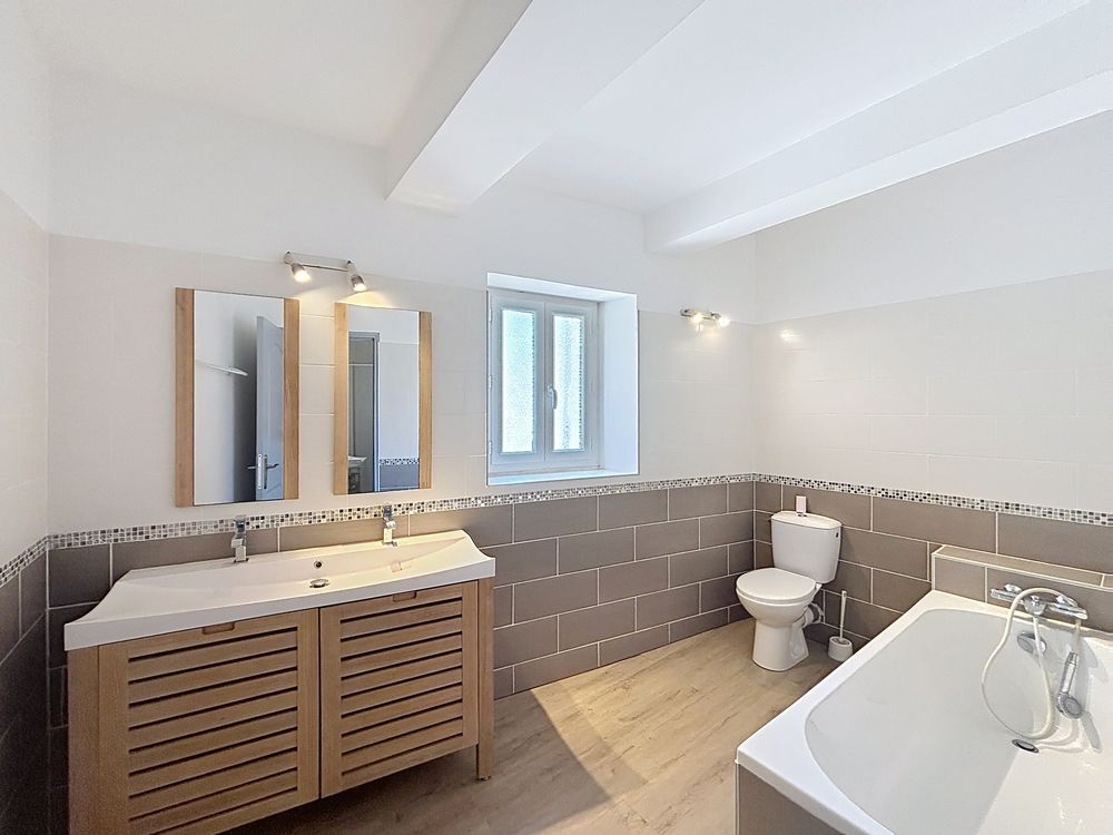 Vente Appartement Ensemble immobilier rénové avec appartement + local habitabl Mirabel-aux-baronnies