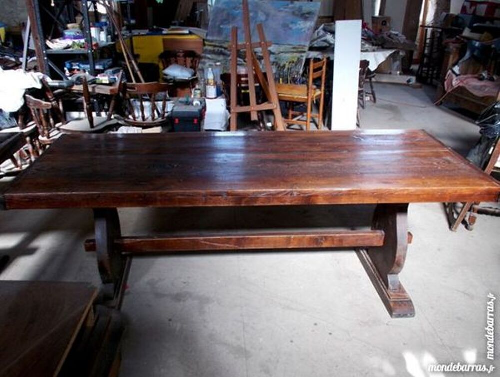 grande table en bois (ch&ecirc;ne) Meubles