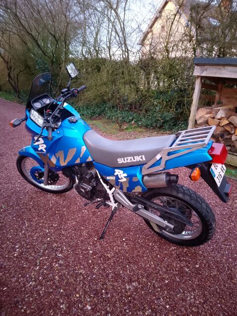 Moto SUZUKI 1992 occasion Les Barils 27130