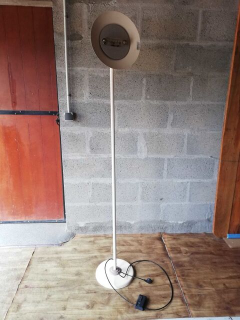 lampe halog�ne 10 Beaufort-en-Vall�e (49)