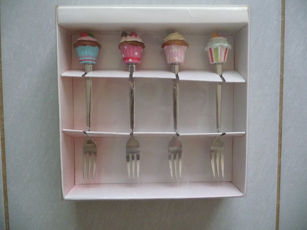 4 fourchettes g&acirc;teaux motifs cup cakes - Neuves Cuisine