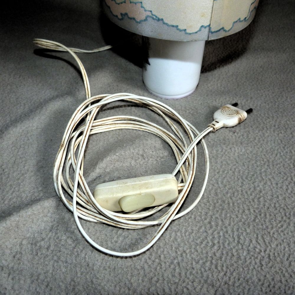 Petite Lampe de chevet , porcelaine &amp; soie Décoration