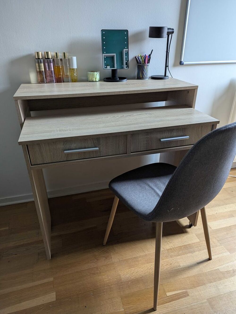 Bureau compact avec rangements Meubles