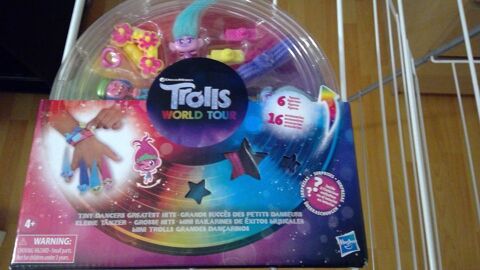 14€ Tiny dancers Troll World Tours (hasbro) 
14 Meysse (07)