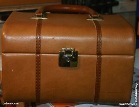 VANITY ANNEE 1960 (trousse toilette) 15 Champigny (51)