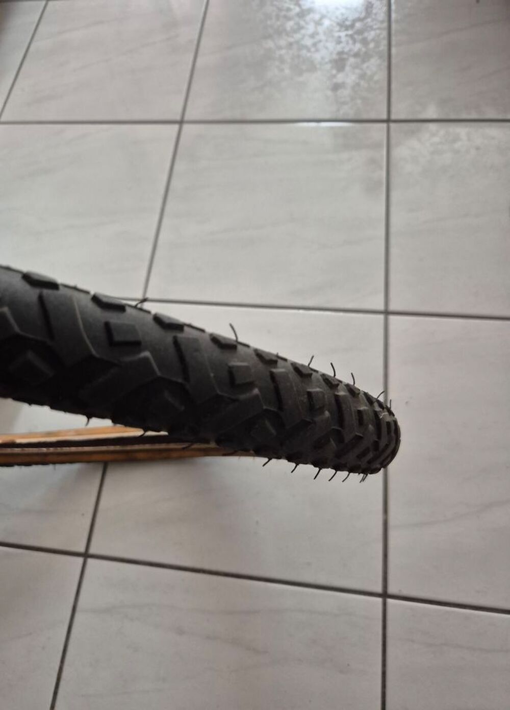 pneu 20 pouces Bricolage