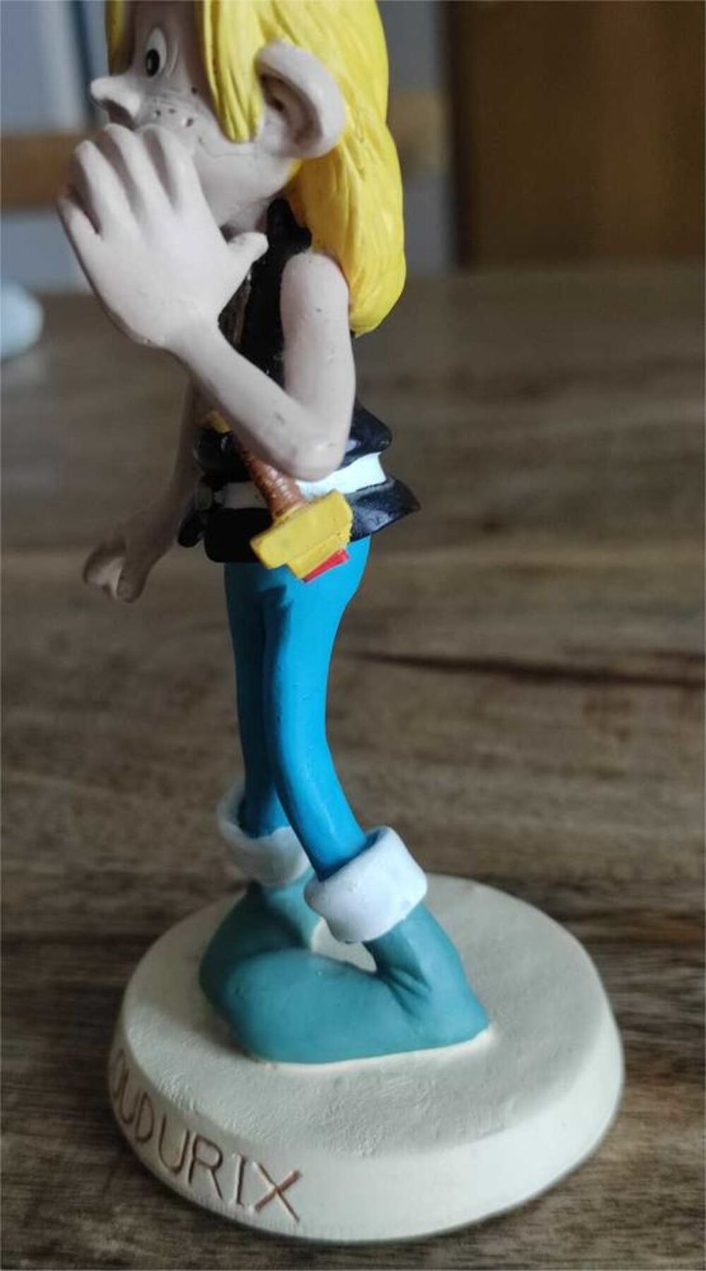 Goudurix (bras recoll&eacute; + glaive manquant) Figurine Plastoy 