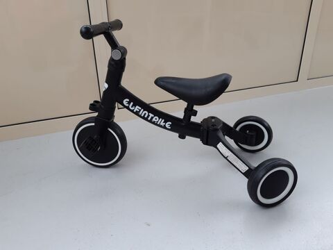 Vlo-Tricycle Enfant Noir BESREY. 20 Le Vernois (39)