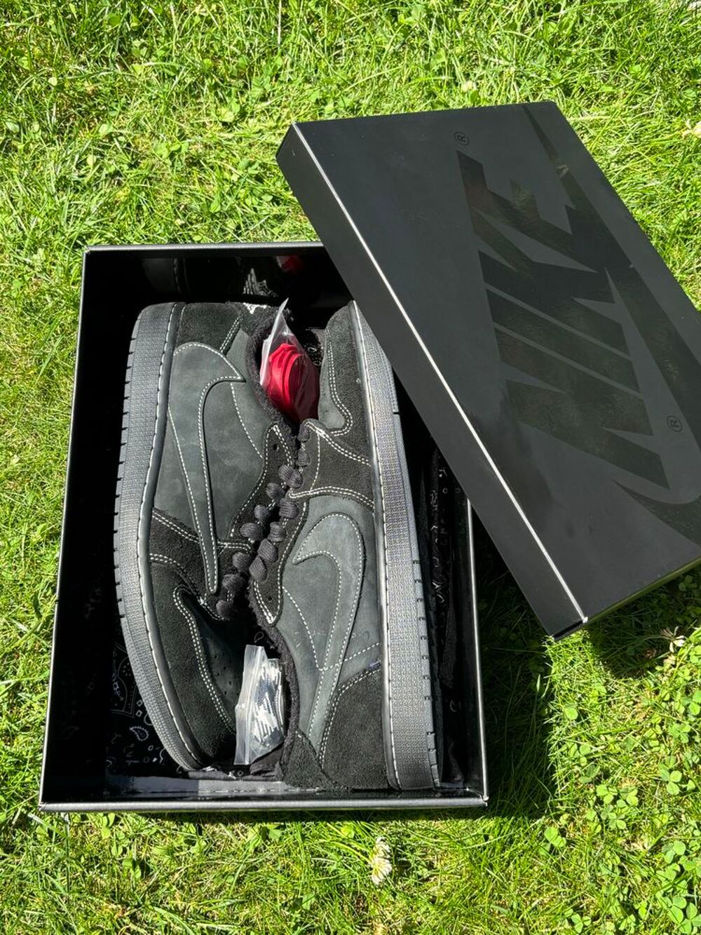 Jordan Travis Scott phantom black Chaussures