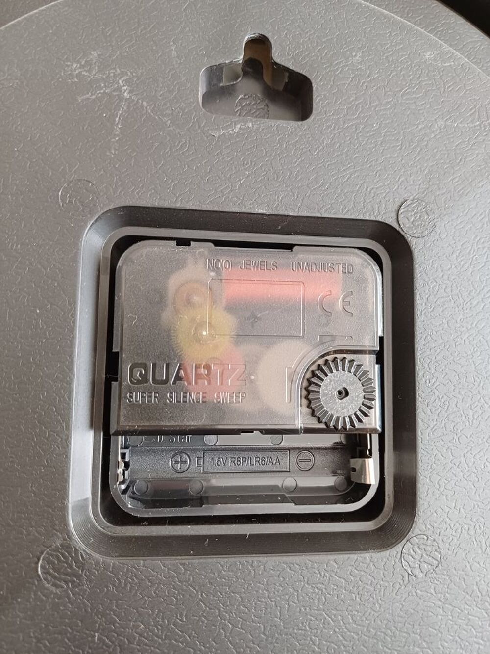 Horloge murale noire style r&eacute;tro D�coration