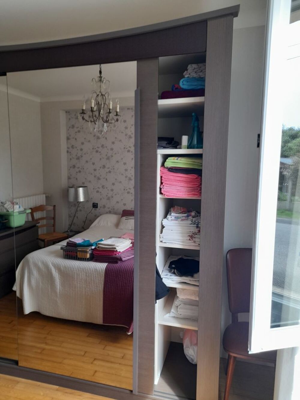 Armoire et 2 chevets Meubles
