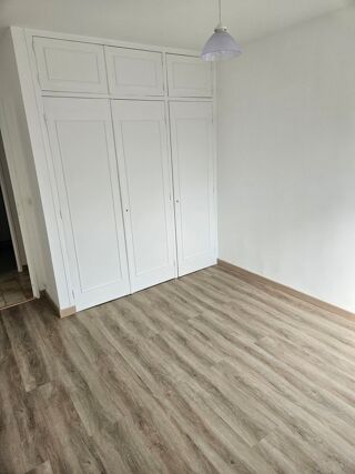  Appartement � louer 4 pi�ces 79 m�