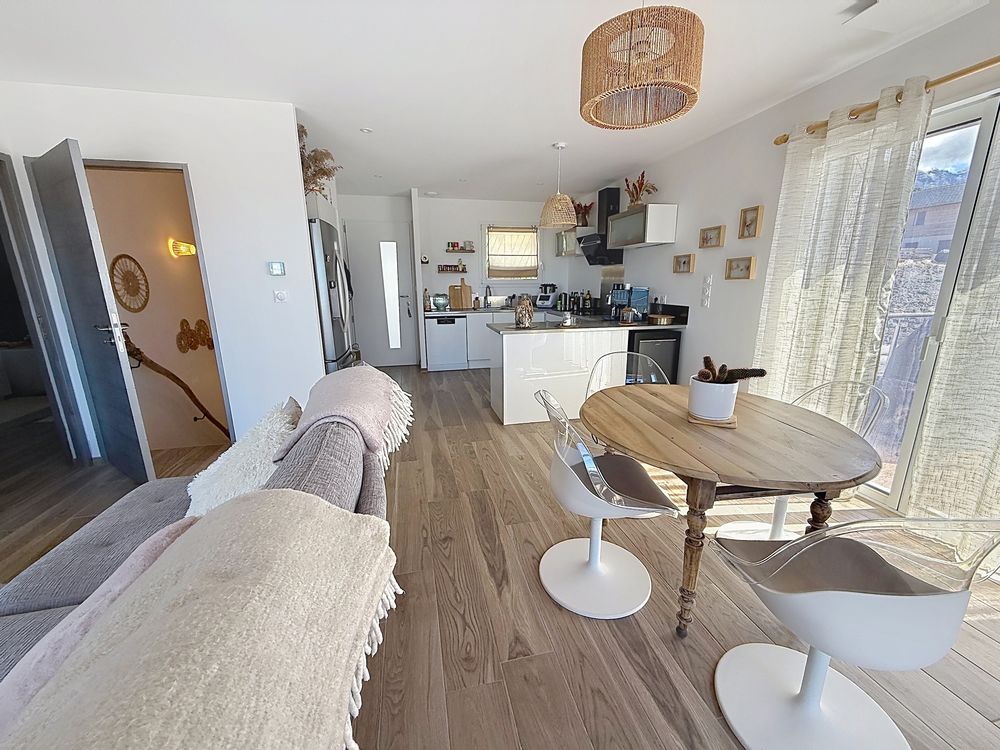 Vente Maison Maison proche Gap Hautes Alpes La bâtie-neuve