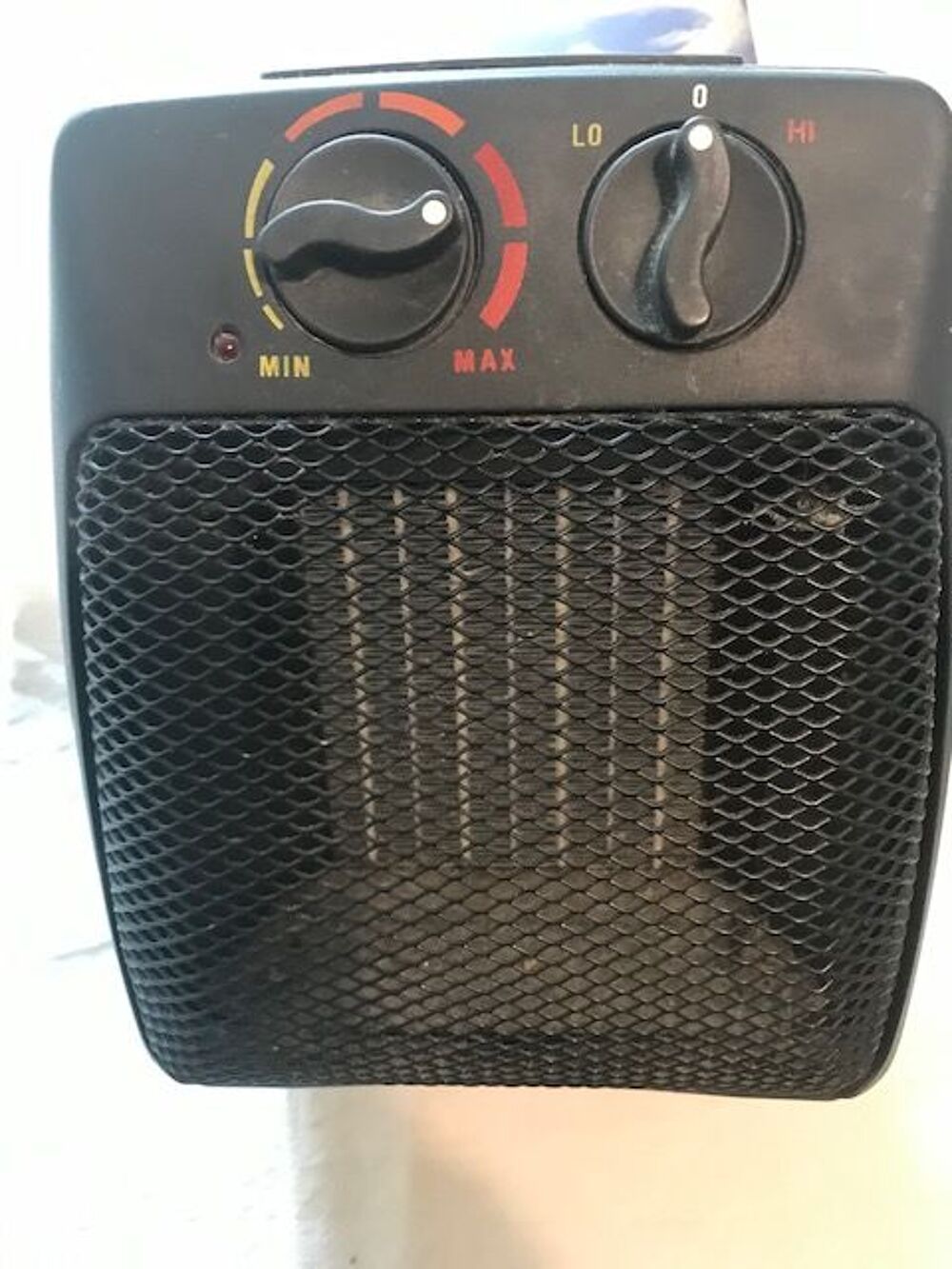 Radiateur &eacute;lectrique compact Electroménager