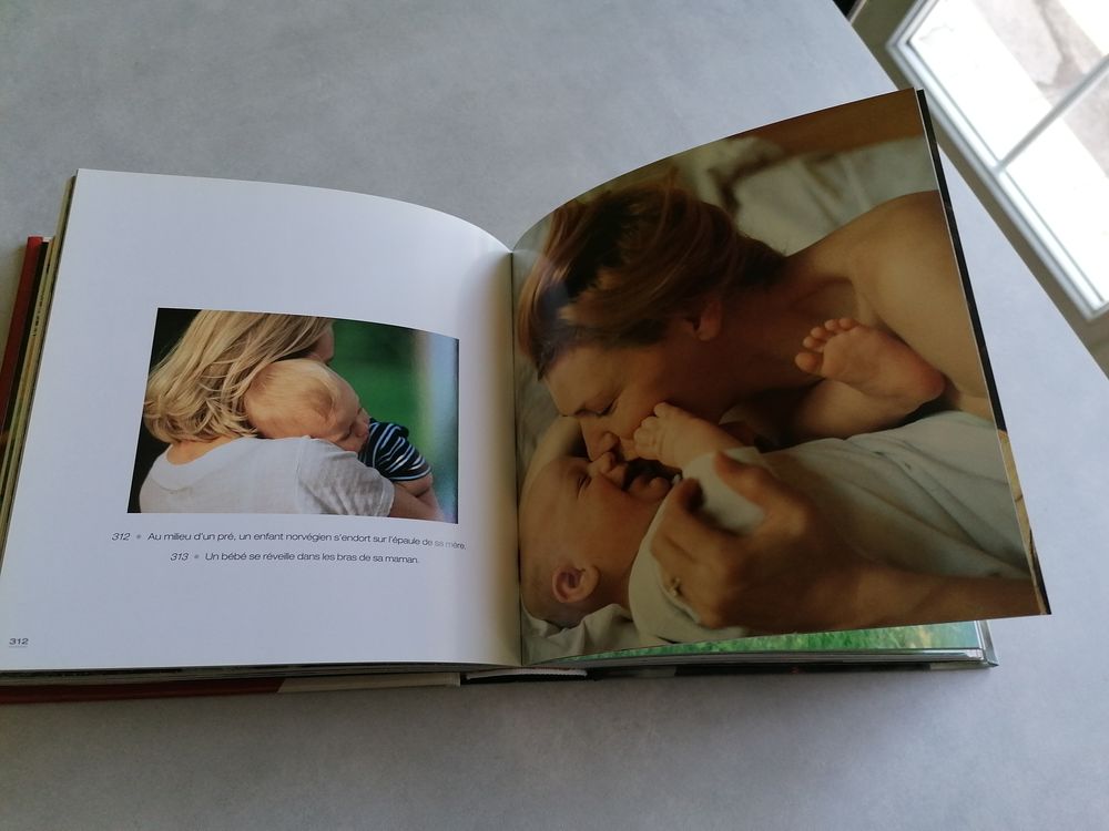 Cube book FEMMES Livres et BD