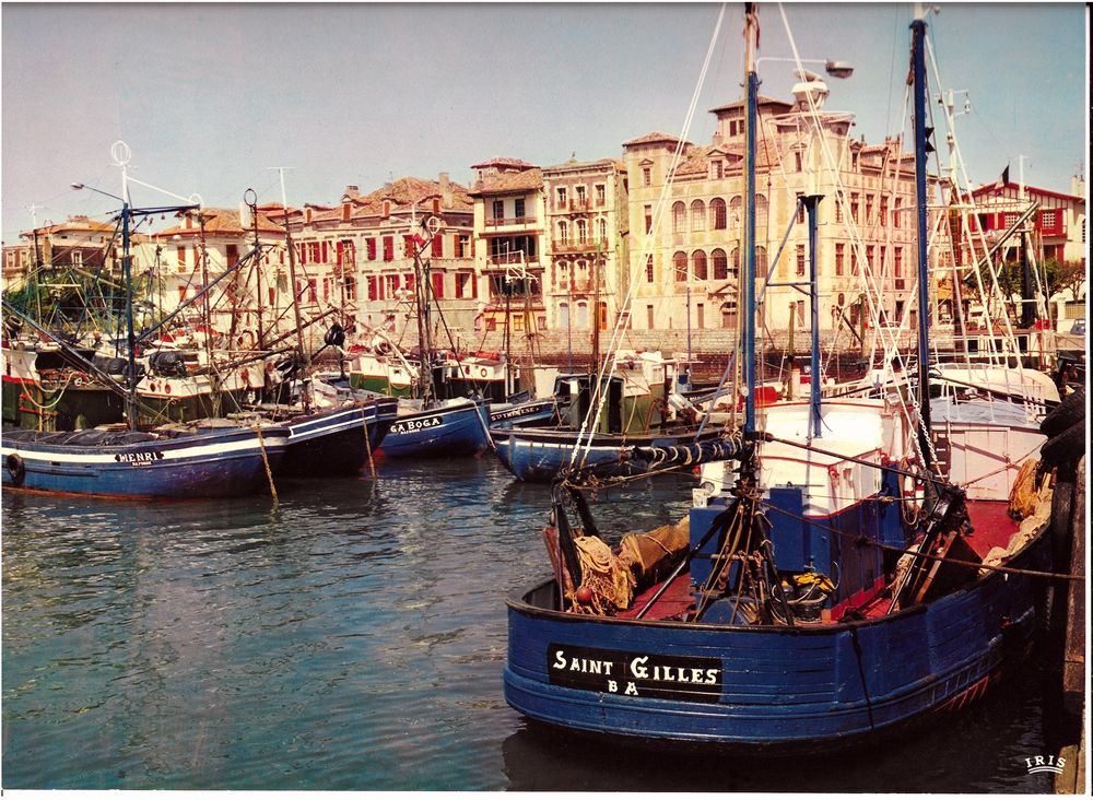 St. JEAN DE LUZ (64)/LE PORT ET LA MAISON DE L'INFANTE-23x29 
