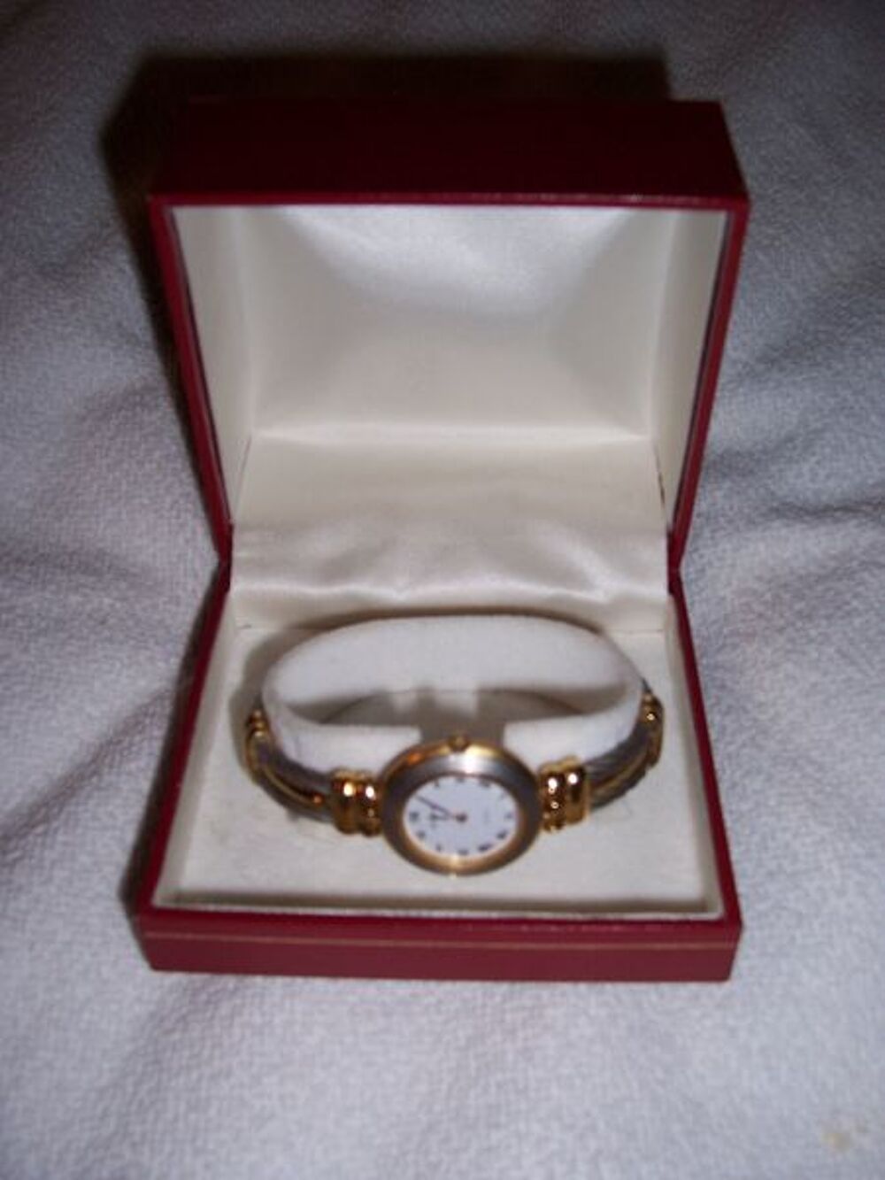 3 belles montres femmes Bijoux et montres