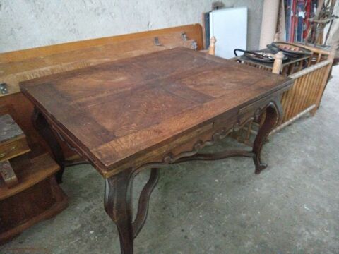 Table de style Louis XV rustique 90 Baume-les-Dames (25)