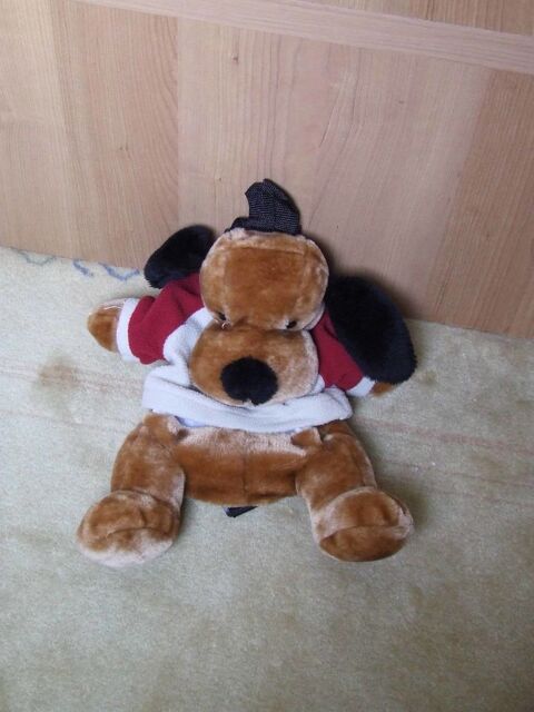 Sac � dos peluche Chien marron, TBE 5 Bagnolet (93)