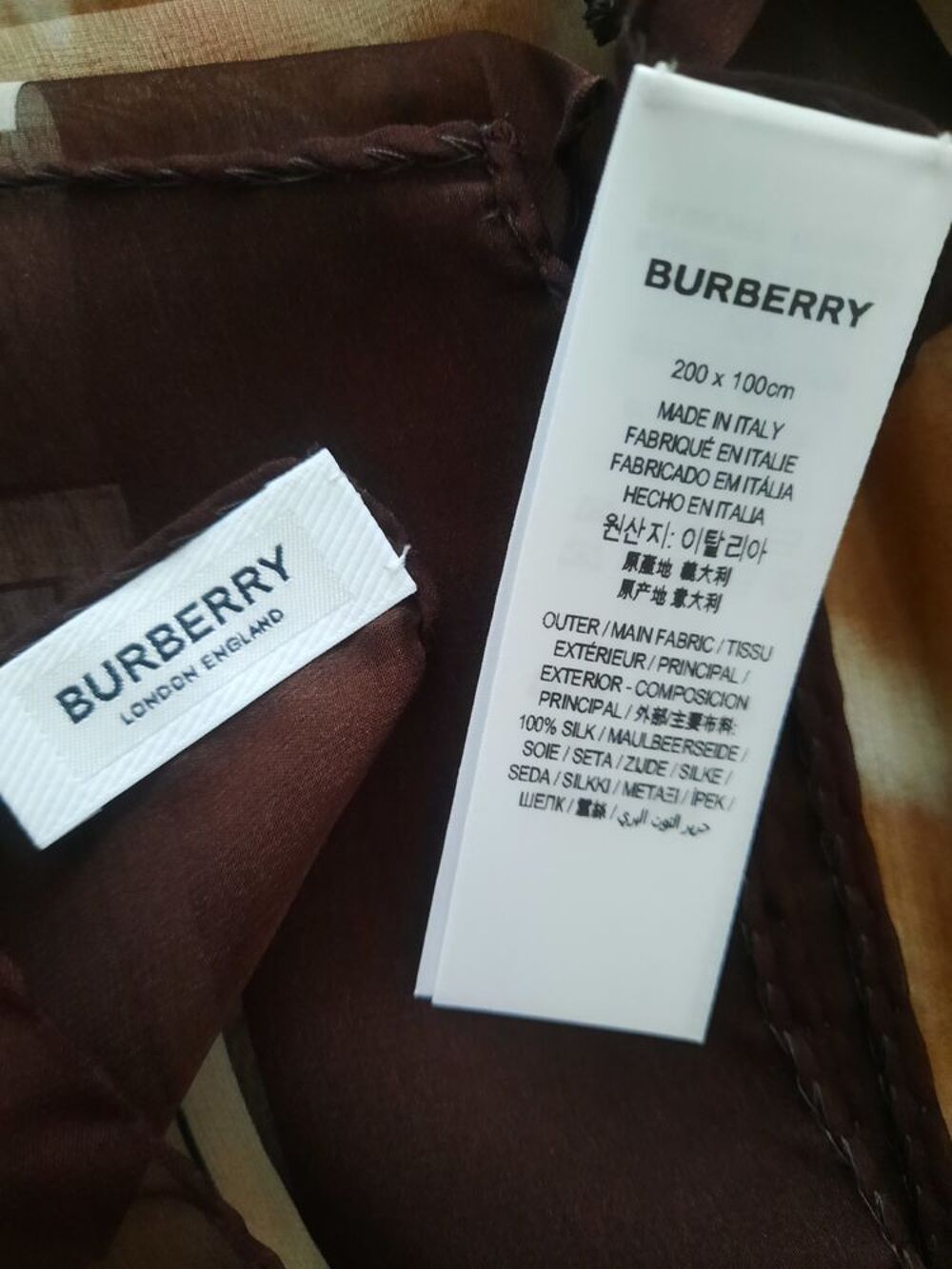 Ch&acirc;le Burberry London England - Mousseline de Soie Vêtements
