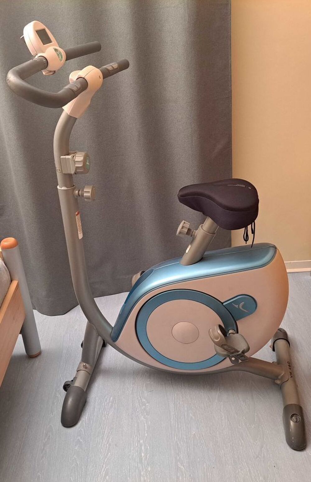 v&eacute;lo d'appartement Domyos VM 460 Sports