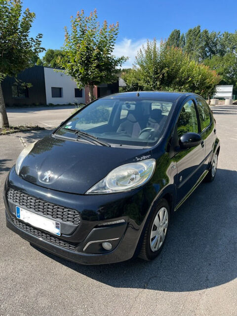 Peugeot 107 1.0e 12V 68ch BLUE LION Envy