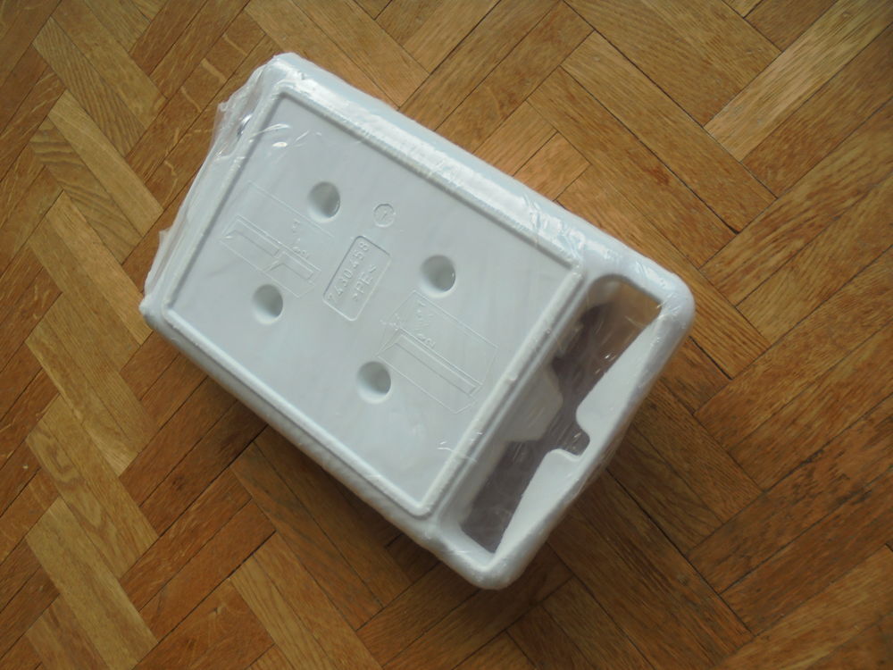 2 accumulateurs de froid Liebherr (33) Cuisine