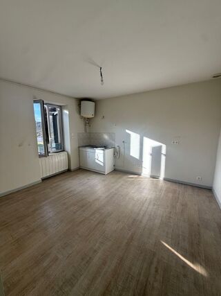 Appartement � louer 5 pi�ces 104 m�