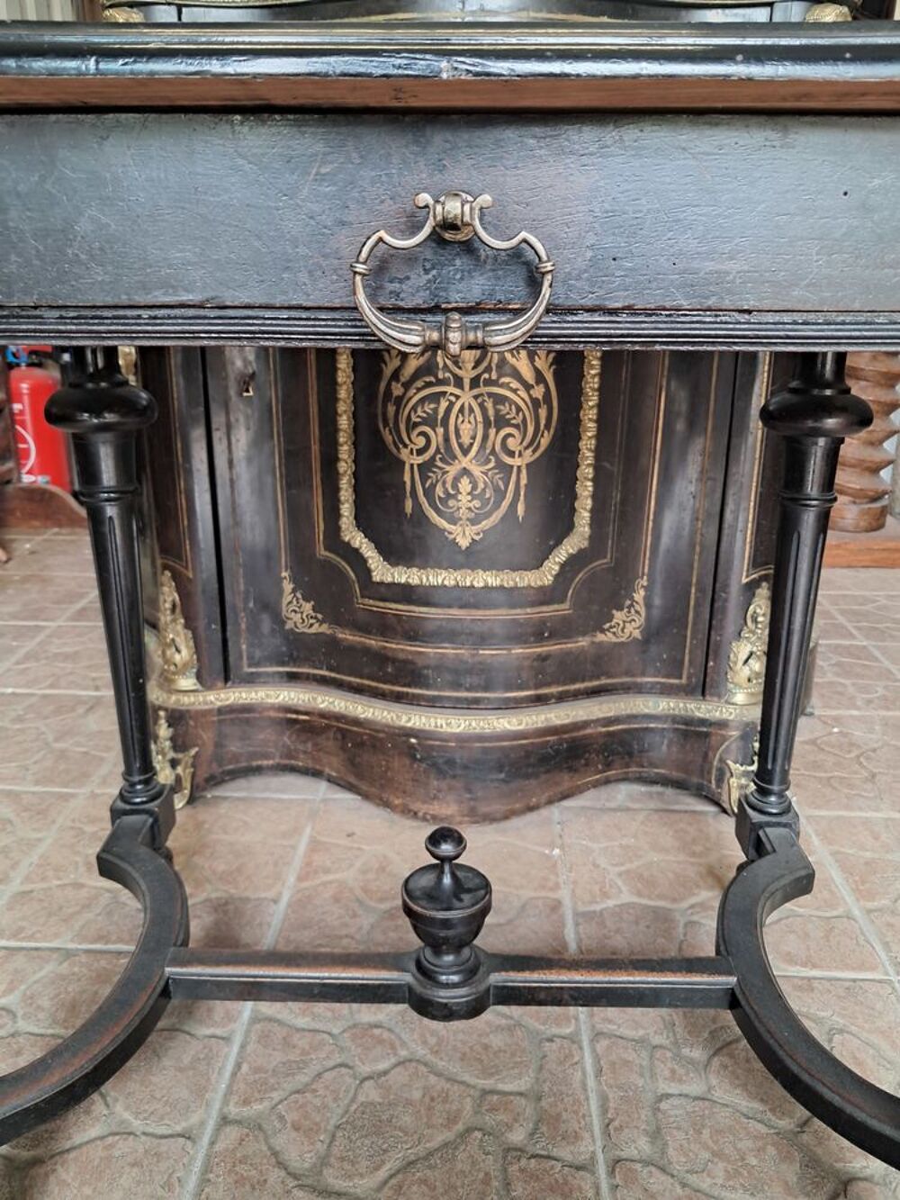 Bureau Napol&eacute;on III ancien, en bois noirci Meubles