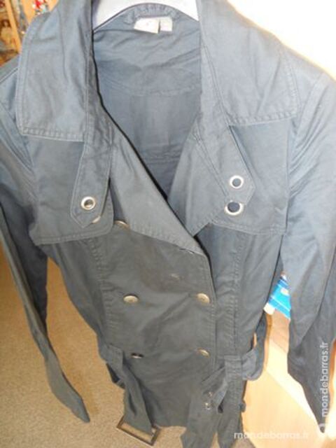 Trench noir T12 ans 9 Rennes (35)