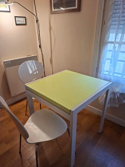 Table repas contempiraine de 4 � 6 personnes 50 Paris 8 (75)