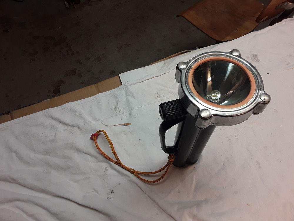 Lampe de plongee Sports