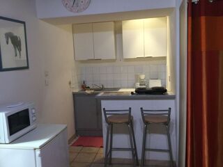  Appartement � louer 1 pi�ce 30 m� N�mes