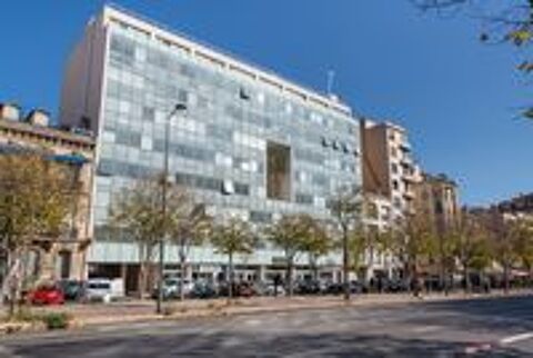   Bureau meublé à louer à MARSEILLE, 165 Prado   pour 5 personnes, avec tout inclus 
