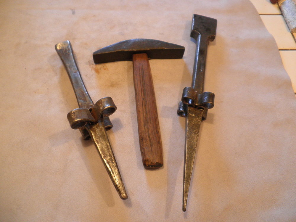 Enclumes et autres outils pour les lames de faux Jardin