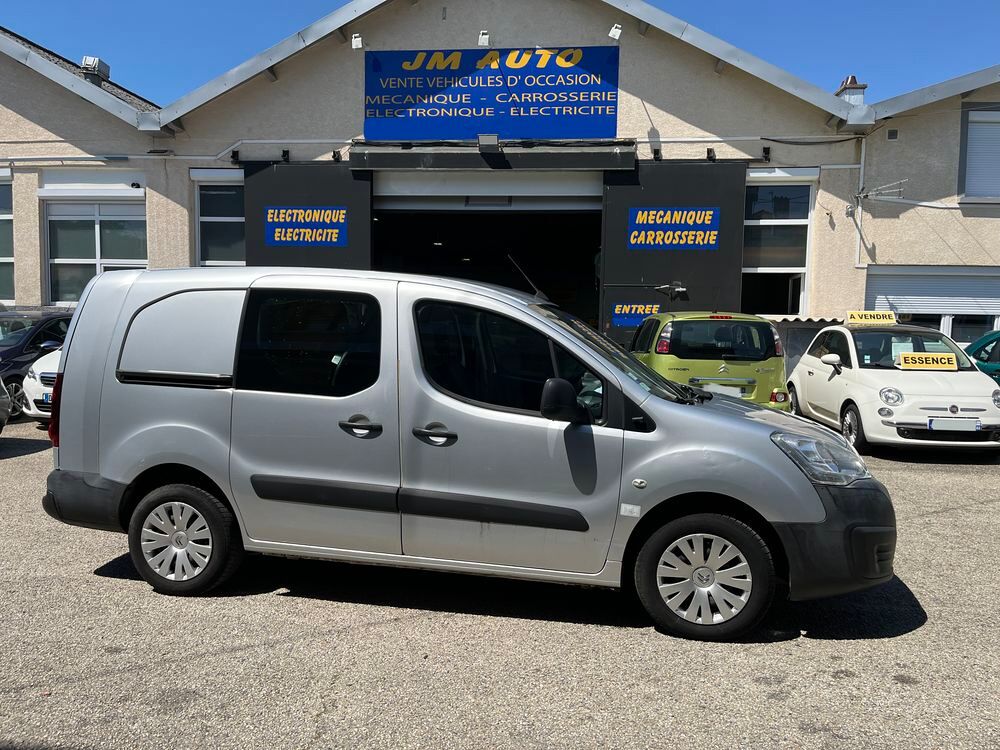 Berlingo BERLINGO CAB APPROFONDIE 21 L2 HDi 90 CONFORT 2015 occasion 42700 Firminy