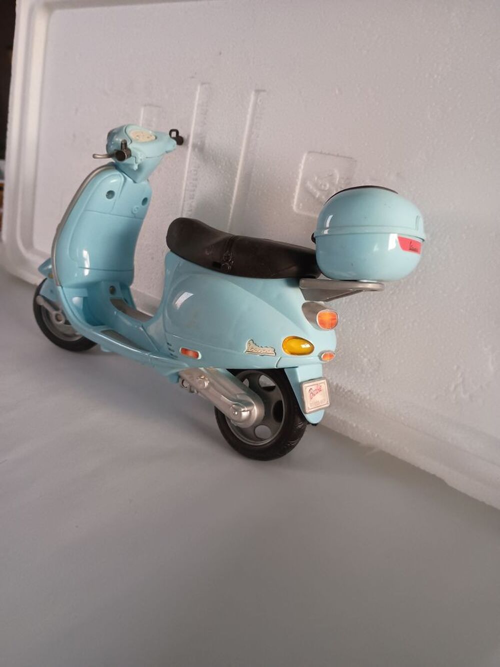 Scooter VESPA BARBIE de 2002 Jeux / jouets