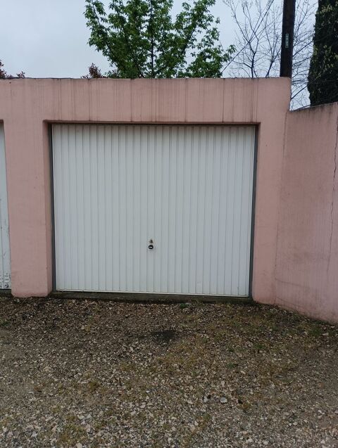  Parking / Garage � louer 15 m�