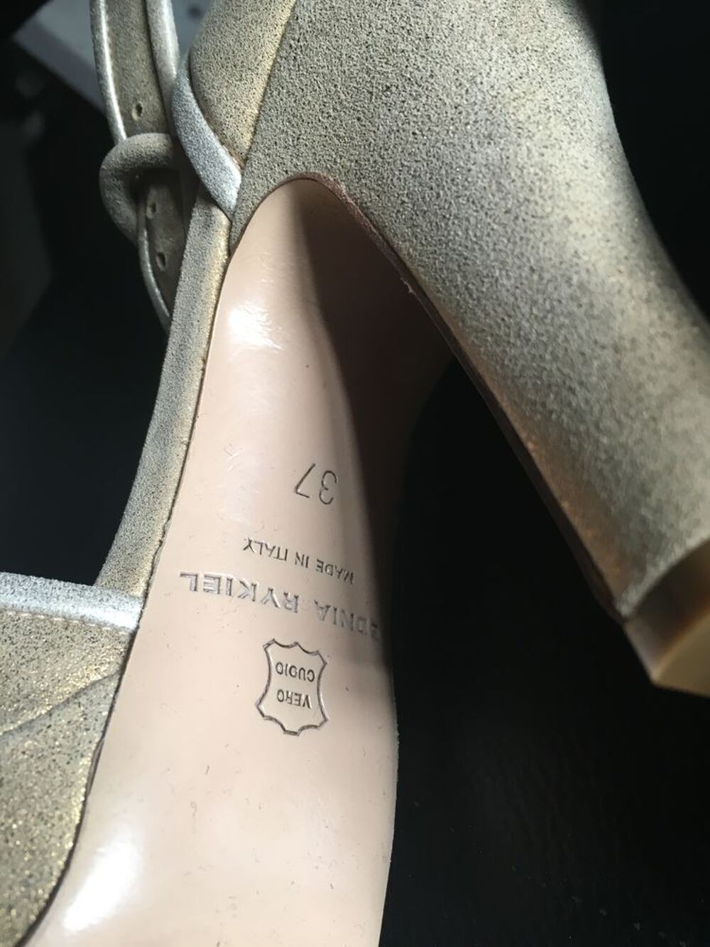 Escarpin chic jamais port&eacute;es &eacute;tat neuf Chaussures